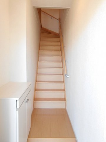 エルファロ　Ａ棟の玄関