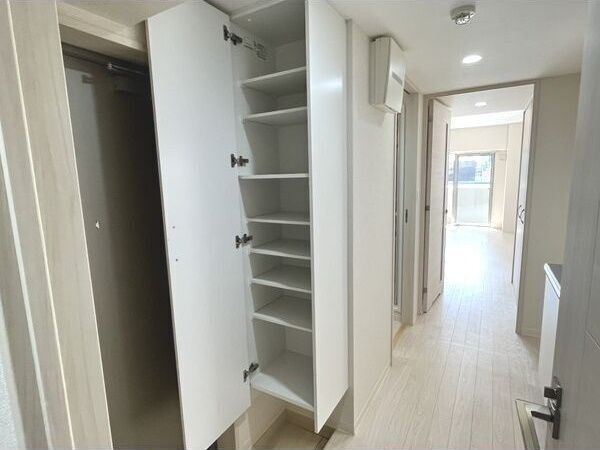 RAFFLE CHIHAYAの収納