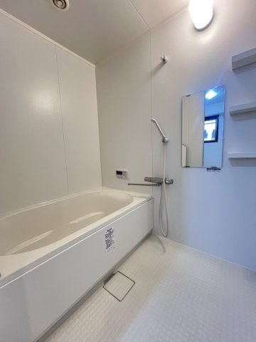 ライオンズマンション鷹取の浴室