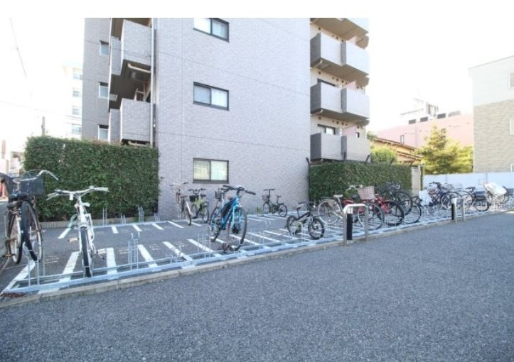 ルーブル野方参番館の外観