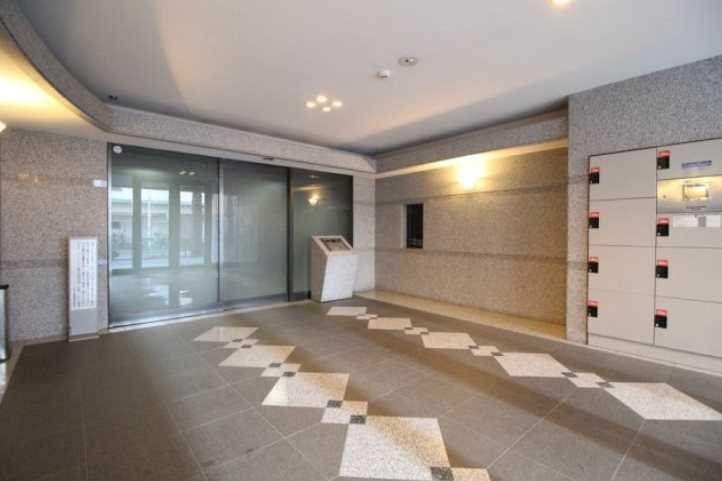 ルーブル野方参番館の外観