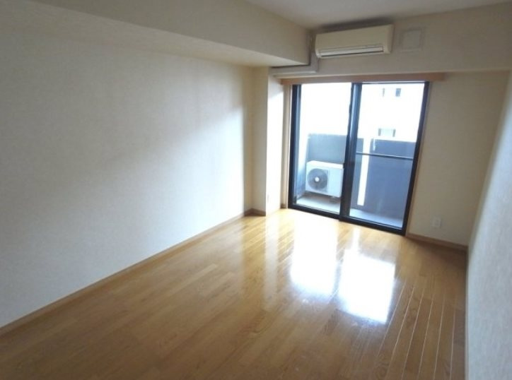 ルーブル野方参番館の居間・リビング