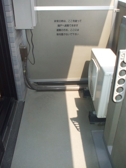 ルーブル野方参番館のバルコニー