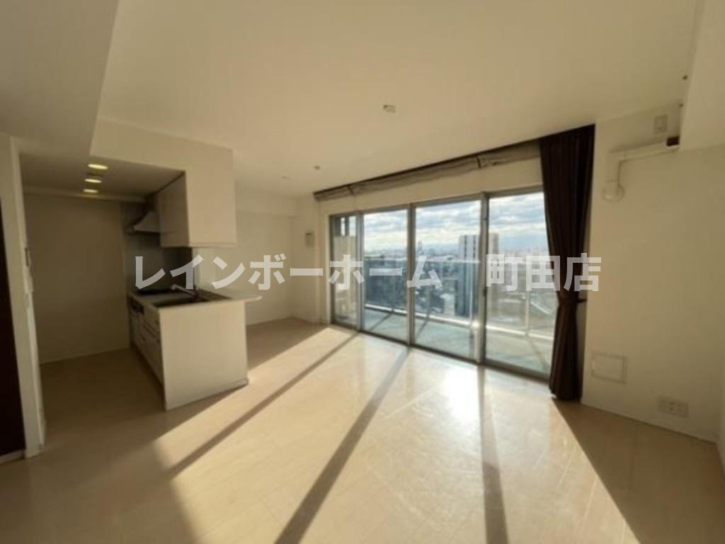 パークスクエア相模大野タワーアンドレジデンス ※初期費用分割あと払いサービス利用可能物件の居間・リビング|※別部屋参考写真です