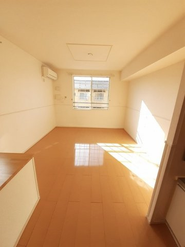 ノヴァジェントリーＫの居間・リビング