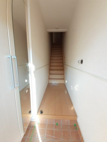 ノヴァジェントリーＫの玄関