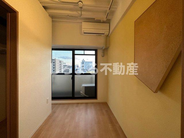 SERENiTE-04の内装