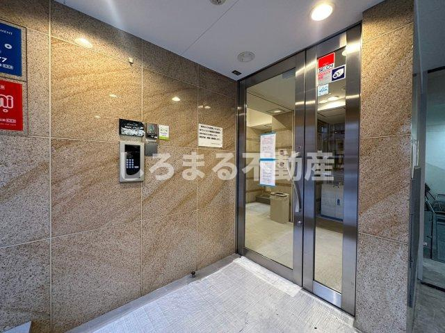 SERENiTE-04のエントランス