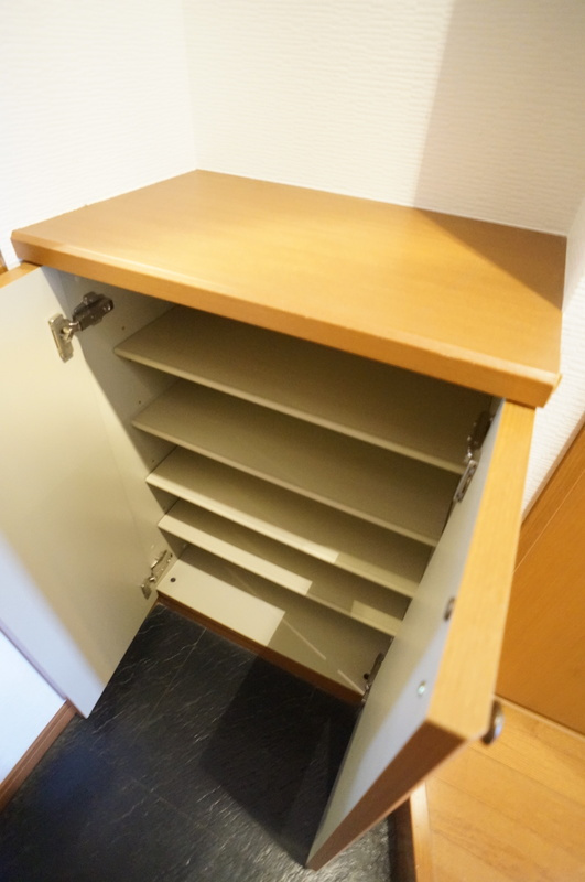 グランヴァン南烏山の玄関