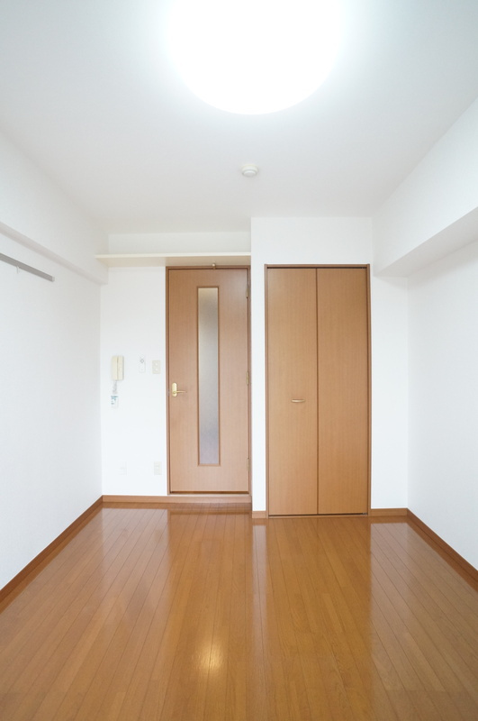 グランヴァン南烏山の居間・リビング