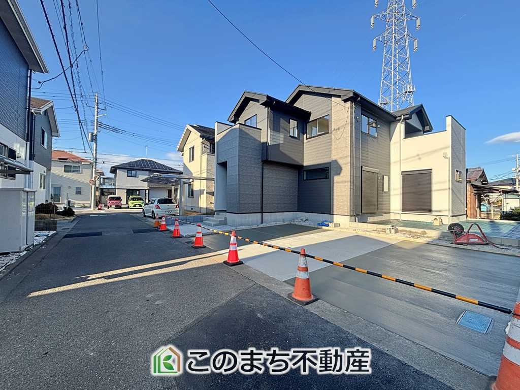 リガーレ小山市土塔8期の前面道路含む現地写真|前面道路含む現地写真