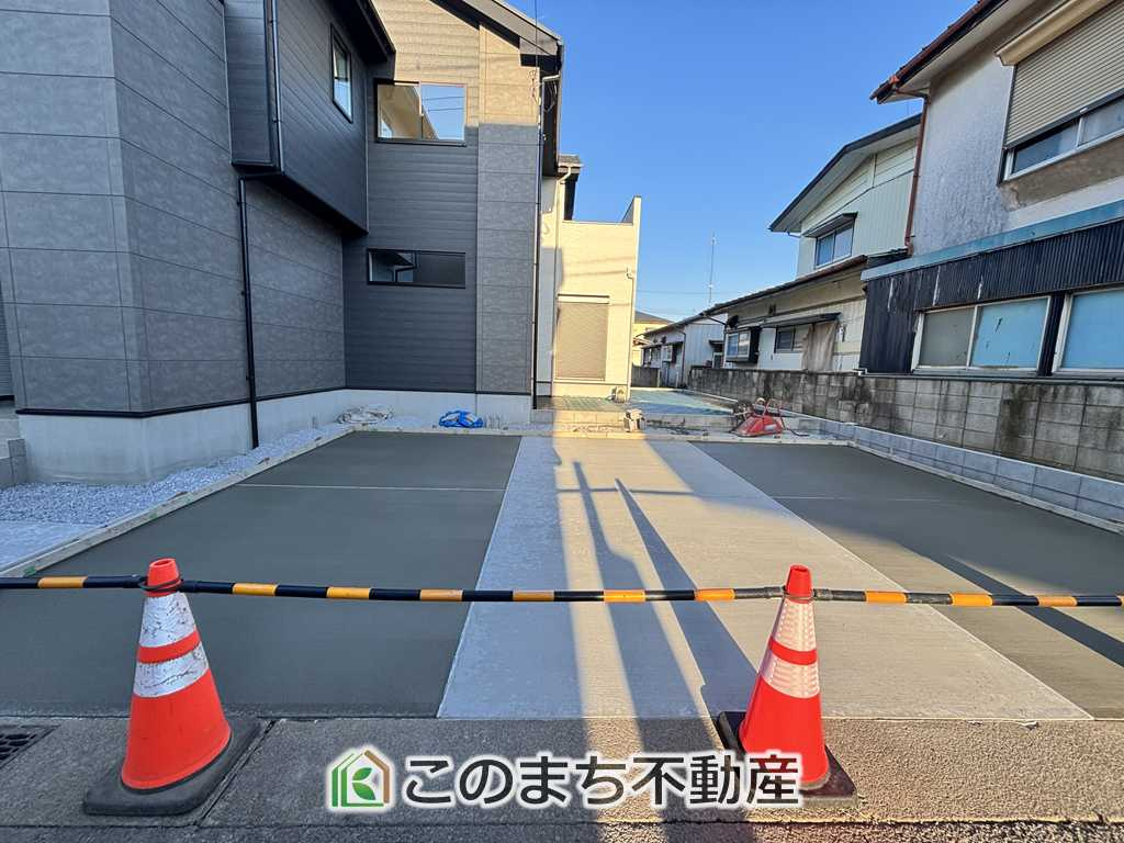 リガーレ小山市土塔8期の駐車場