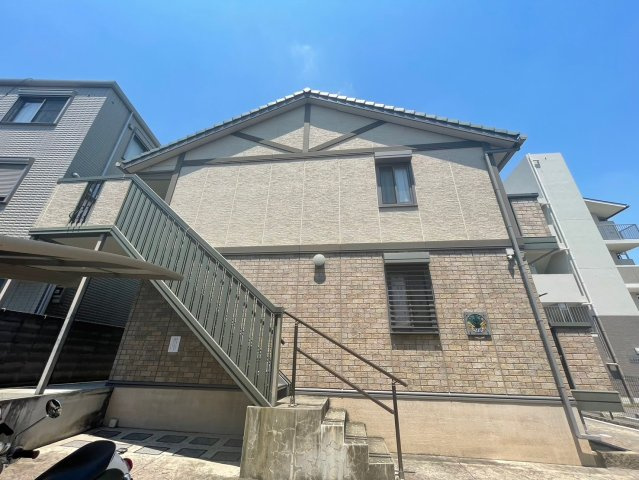 リュエルのエントランス