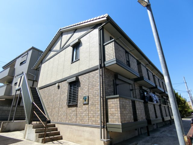 リュエルの外観