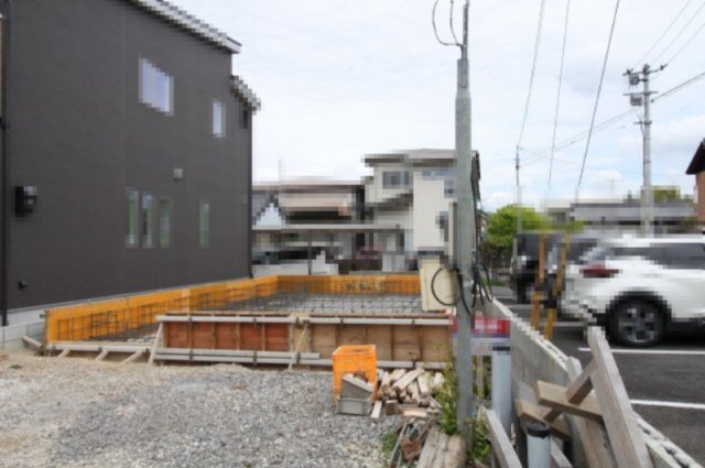 土佐市高岡町乙　新築戸建　東棟（全2区画）の外観|東棟　土地面積　105.14㎡（約31.80坪）