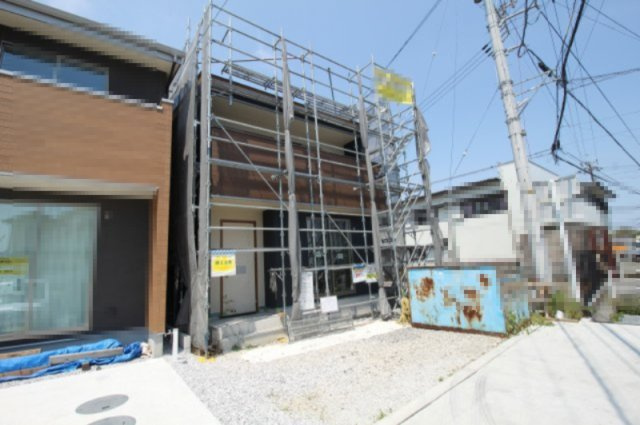 土佐市高岡町乙　新築戸建　東棟（全2区画）の外観|東棟　土地面積　105.14㎡（約31.80坪）　