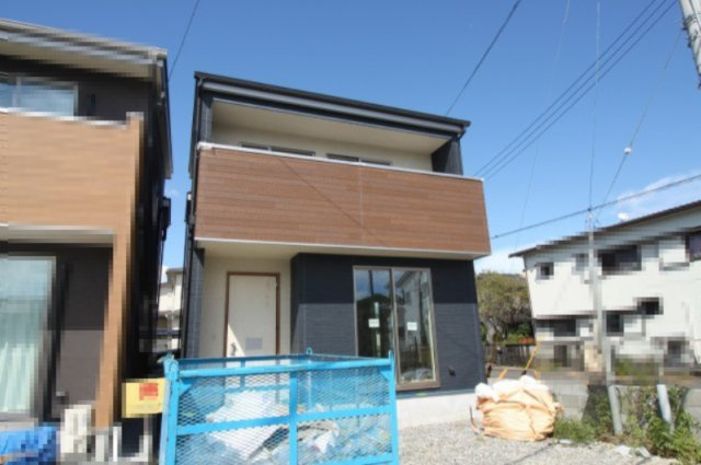 土佐市高岡町乙　新築戸建　東棟（全2区画）の外観|東棟　土地面積　105.14㎡（約31.80坪）　