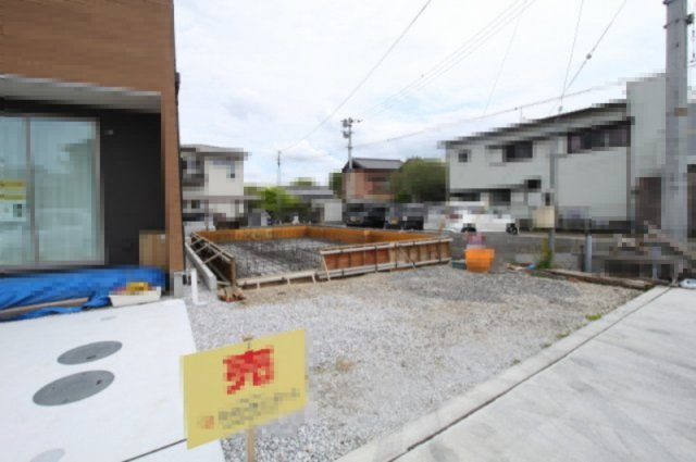 土佐市高岡町乙　新築戸建　東棟（全2区画）の外観