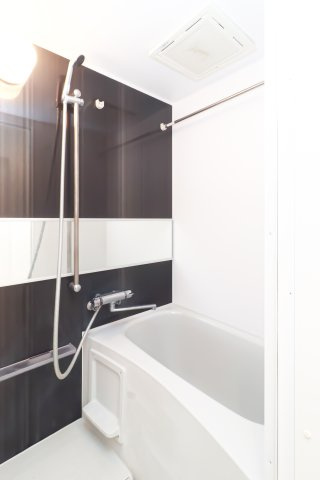 サヴォイラクアティック　10階の浴室|別号室のものです。現状優先になります。