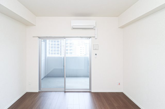 サヴォイラクアティック　10階の居間・リビング|別別号室のものです。現状優先になります。