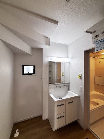 新築戸建　可部東1丁目(No.３／No.４)の独立洗面台