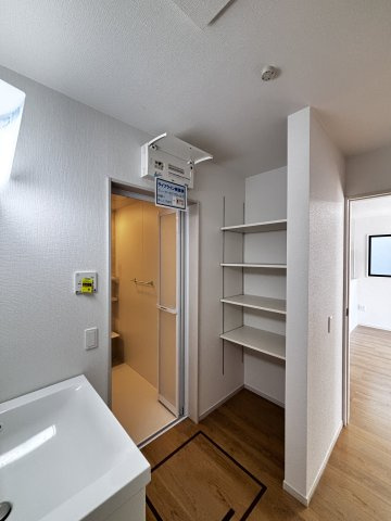 新築戸建　可部東1丁目(No.３／No.４)の独立洗面台