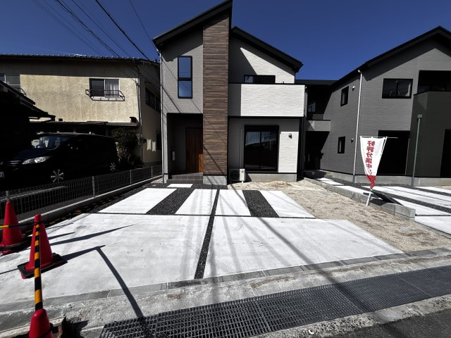 新築戸建　可部東1丁目(No.３／No.４)の駐車場