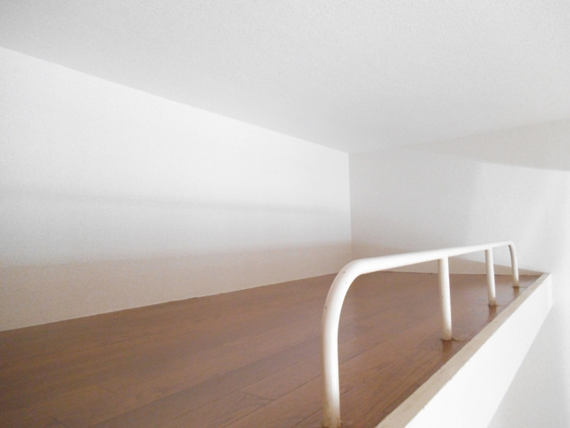 北区浮間２丁目の賃貸マンションの居間・リビング|ロフトスペースはこちらです！