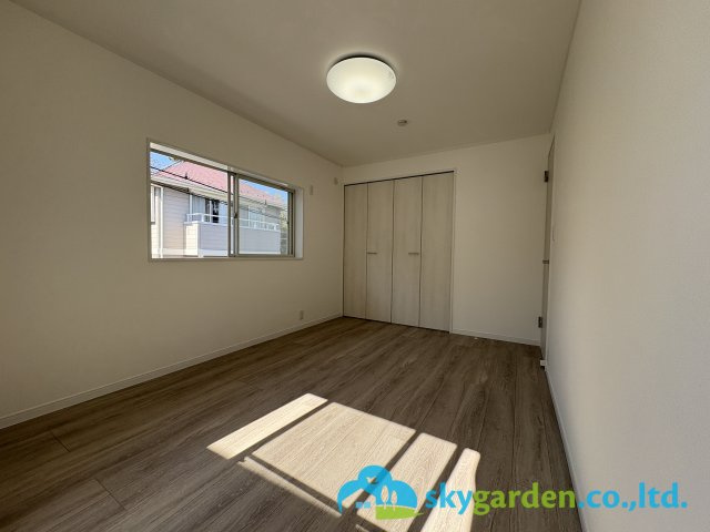 藤沢市片瀬2丁目　一戸建の洋室|落ち着いた色調の洋室です