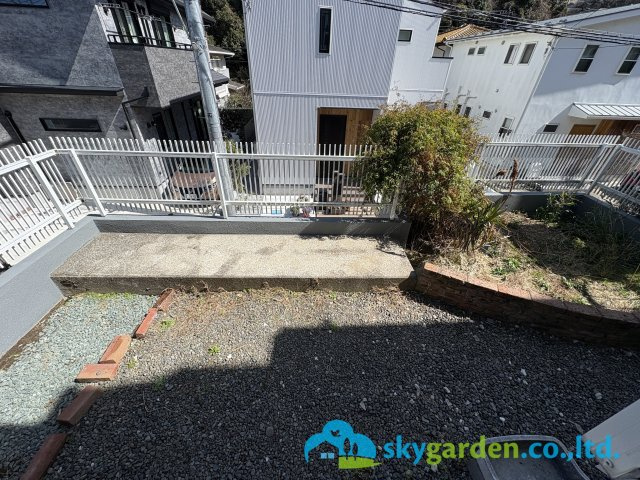 藤沢市片瀬2丁目　一戸建の庭|お庭でゆったりと過ごせます