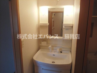 【独立洗面台】 | フルールメゾンB