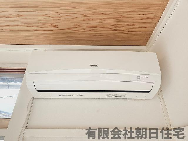 【設備】 | 古志原2丁目収益戸建 | エアコンがついています。