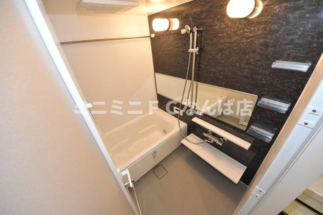 ラ　フェリーチェ難波の浴室