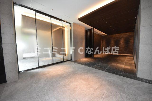 ラ　フェリーチェ難波のエントランス