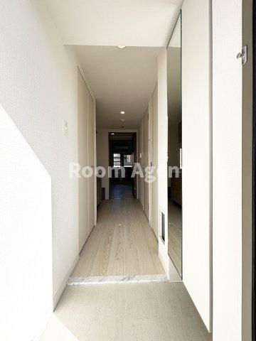 エスリード大曽根アヴェールの玄関