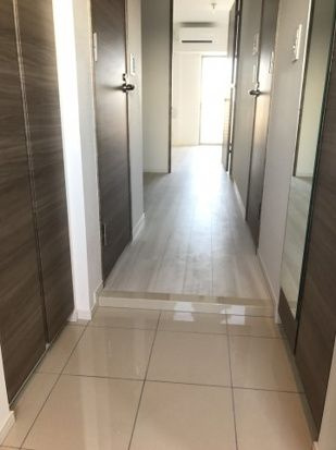 クレヴィスタ亀戸Ⅱの玄関