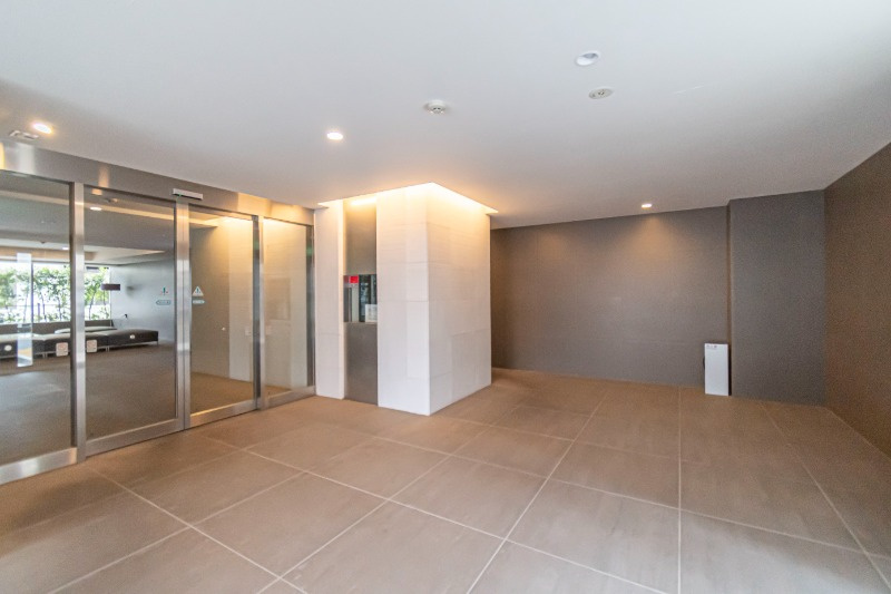 クレヴィスタ亀戸Ⅱのエントランス