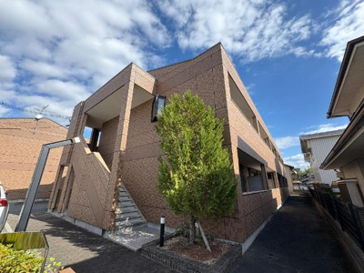 【外観】 | サンフィット | 外観写真（昼）