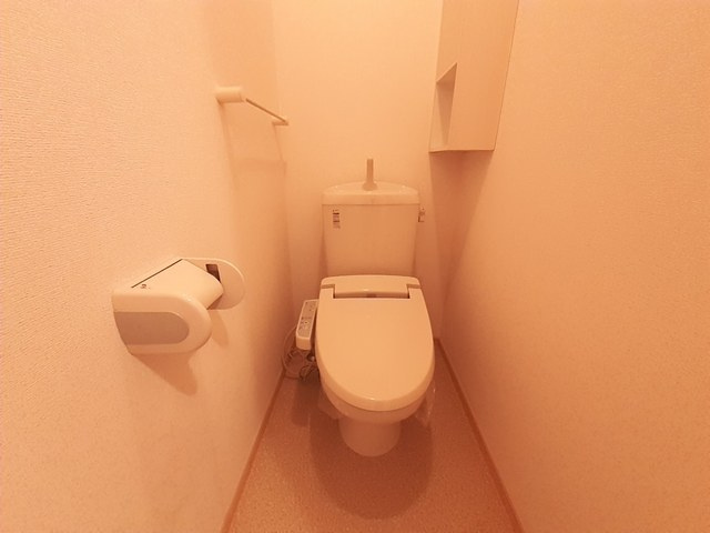 サニークレールB棟のトイレ