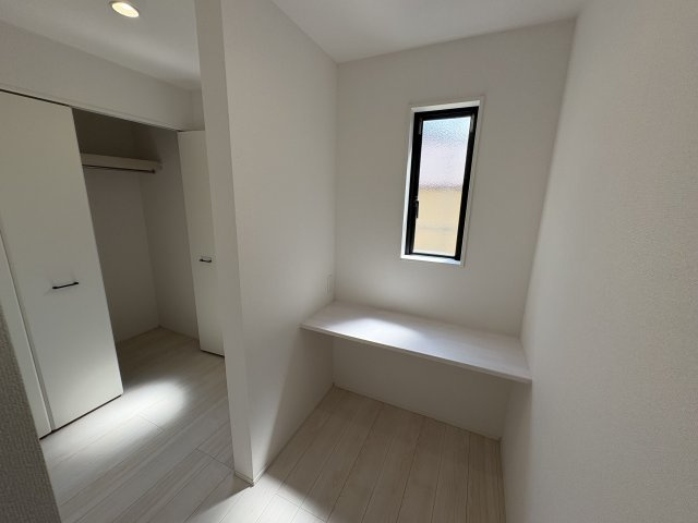 嵐山町志賀　新築一戸建の内装|フリースペース、収納