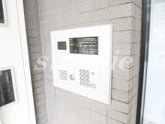 フローラ篠崎のセキュリティ|オートロック完備。