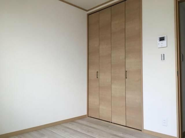 エアカーサ四ツ木の居間・リビング