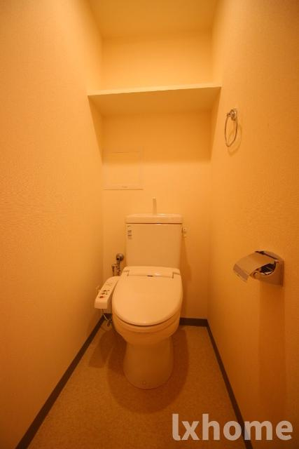 ＵＵＲコート茨木東中条のトイレ|コンパクトで使いやすいトイレです