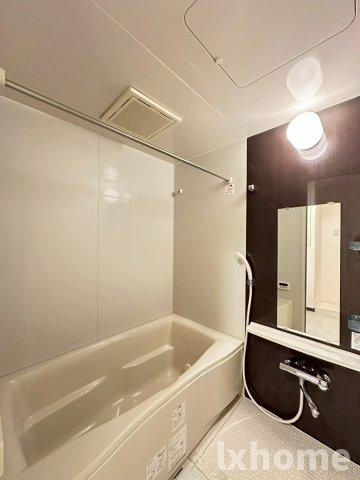 ＵＵＲコート茨木東中条の浴室|落ち着いた空間のお風呂です