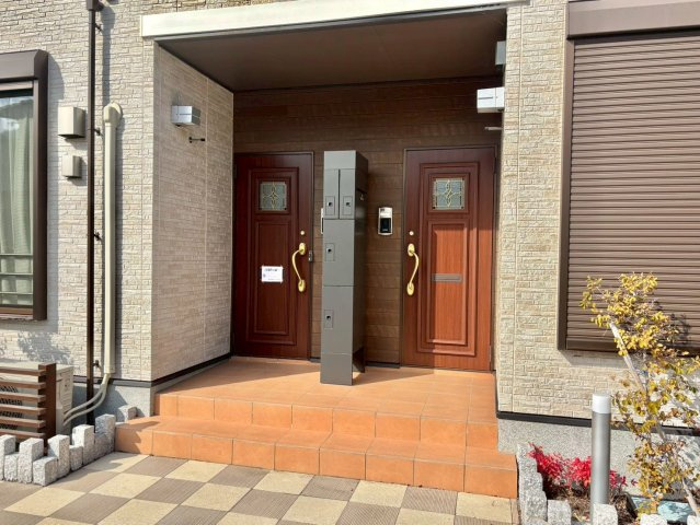 リヴィエール・デュアルBのエントランス