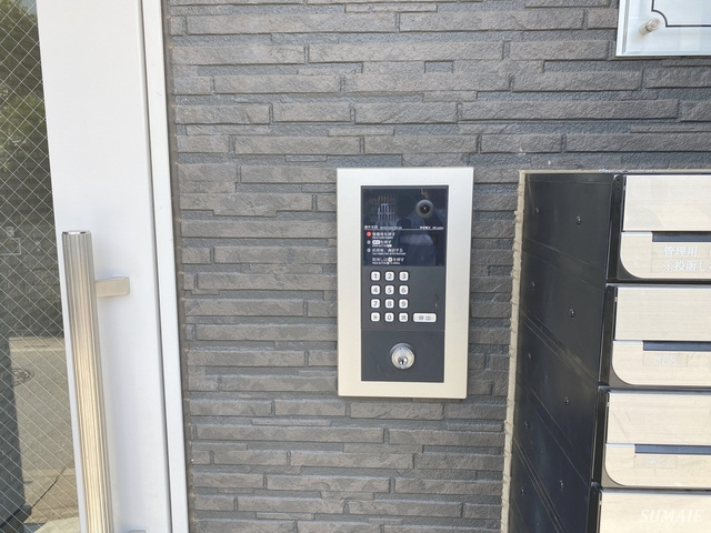 ジーメゾン大宮三橋のセキュリティ|オートロックです