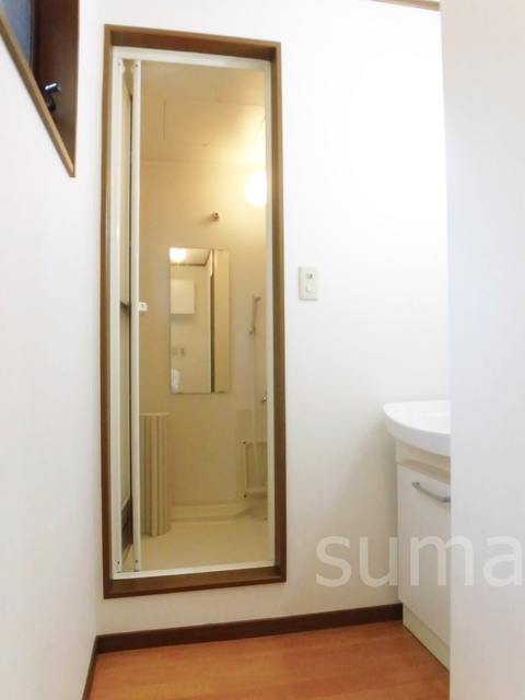 アフィーノの居間・リビング|浴室になります☆