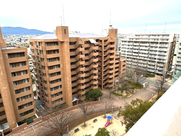 サンリヤンガーデン春日Ⅴ番館の展望|南西向きなので陽当たりよく洗濯物もよく乾きそうです☆