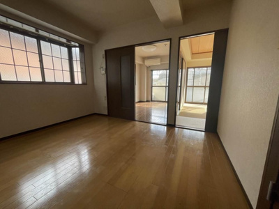 【居間・リビング】 | ヴィラパークメイト