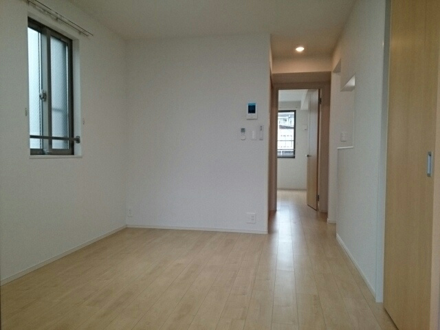 コントレイルの居間・リビング